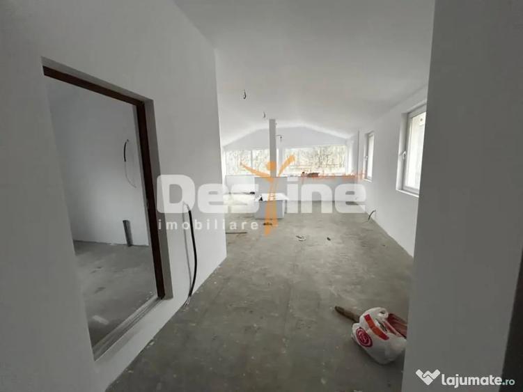 Spațiu comercial, de 336 mp, în Central