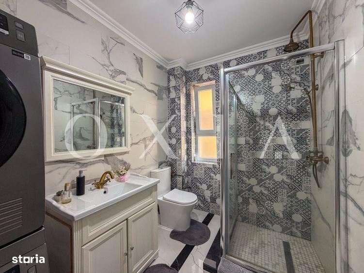 Apartament cu 3 camere semidecomandat în Central