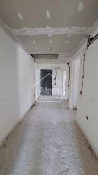Duplex cu 4 camere cu Canalizare în Cărpiniș