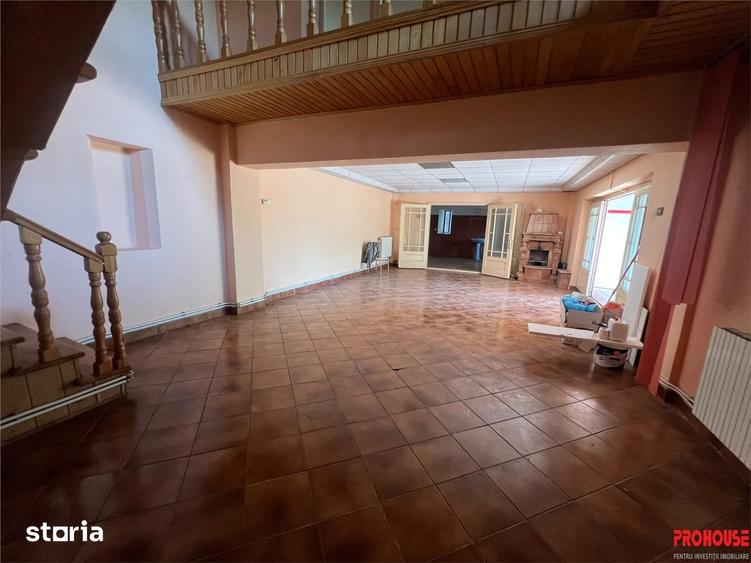 Casă cu 3 camere cu Teren 308 Mp în Central