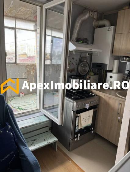 Apartament cu 2 camere semidecomandat, mobilat în Eroii Revoluției