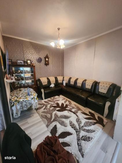Apartament de vanzare, 57 mp, 3 camere, zona Porii - 2