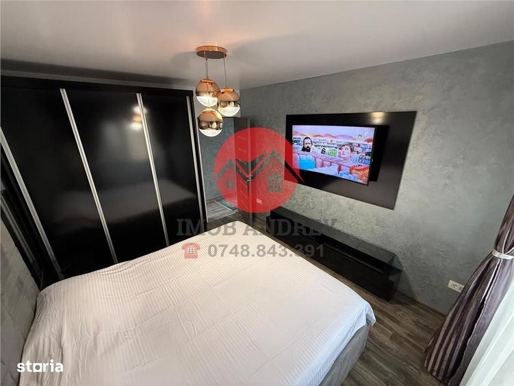 Apartament cu 3 camere decomandat în E3