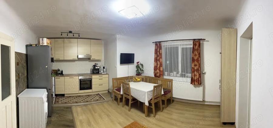 Casă cu 3 camere în Central