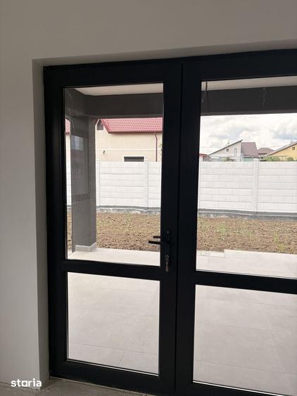 Casă cu 4 camere cu Teren 455 Mp în Șendreni