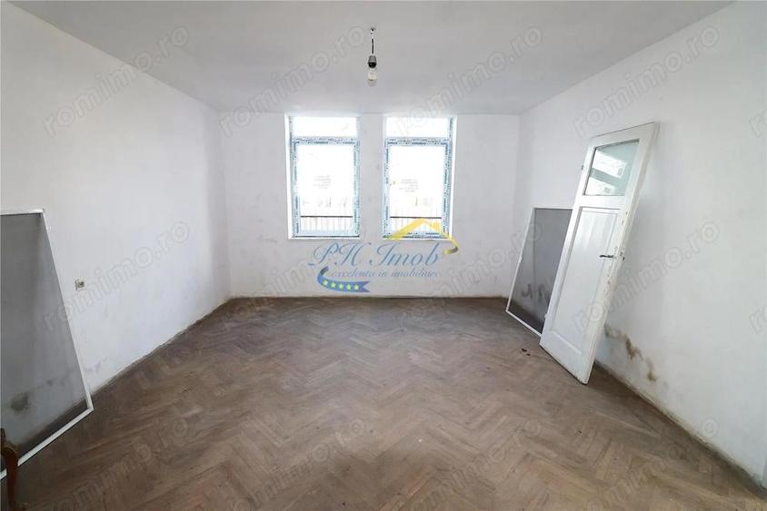 Apartament cu 2 camere semidecomandat în Florești