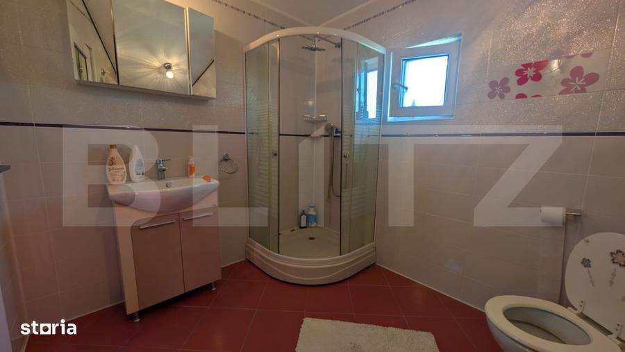 Casă cu 4 camere în Mărginenii de Sus