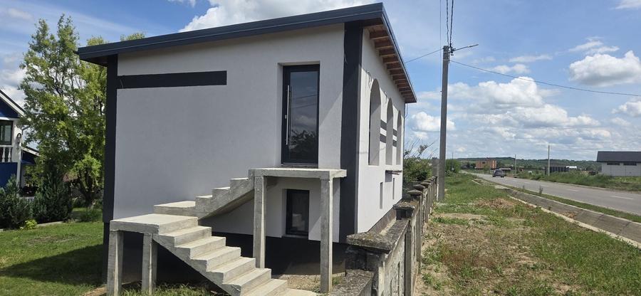 Casă cu 3 camere în Horlești