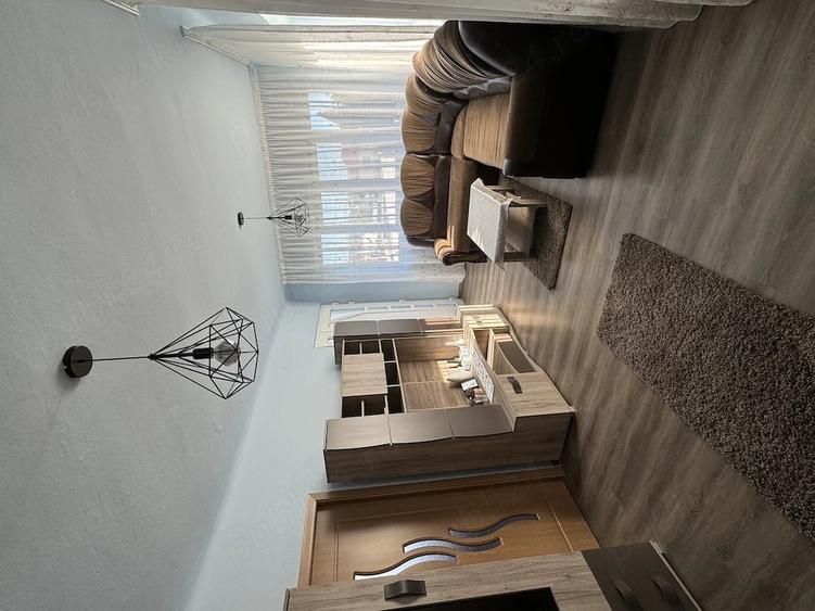 Casă cu 4 camere cu Teren 3200 Mp în Săsarm