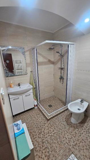 Casă individuală cu 4 camere cu Teren 265 Mp în Central