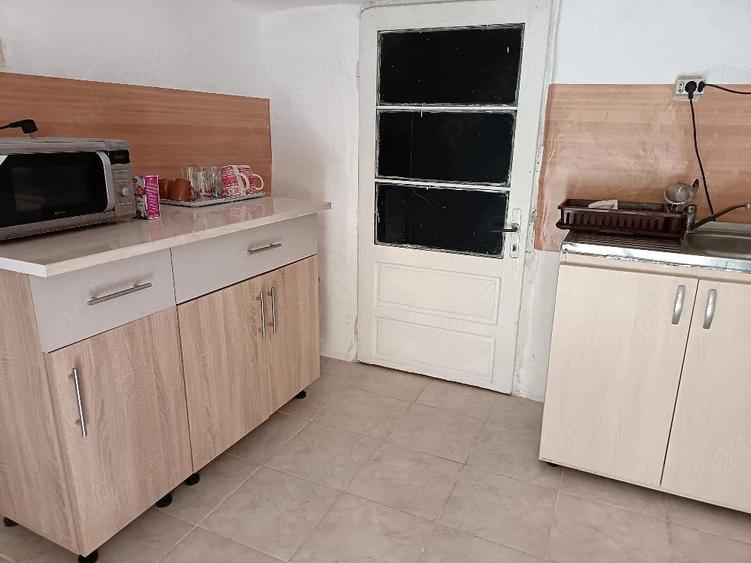 Casă cu 5 camere cu Teren 370 Mp în Lumina