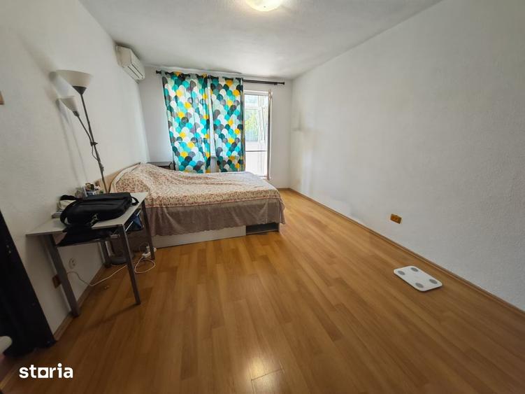 Garsonieră decomandată în Tineretului