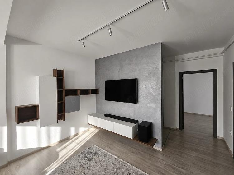 Apartament cu 3 camere semidecomandat în Valea Lupului
