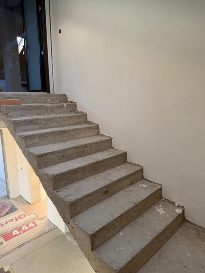 Casă individuală cu 4 camere cu Canalizare în Strejnicu