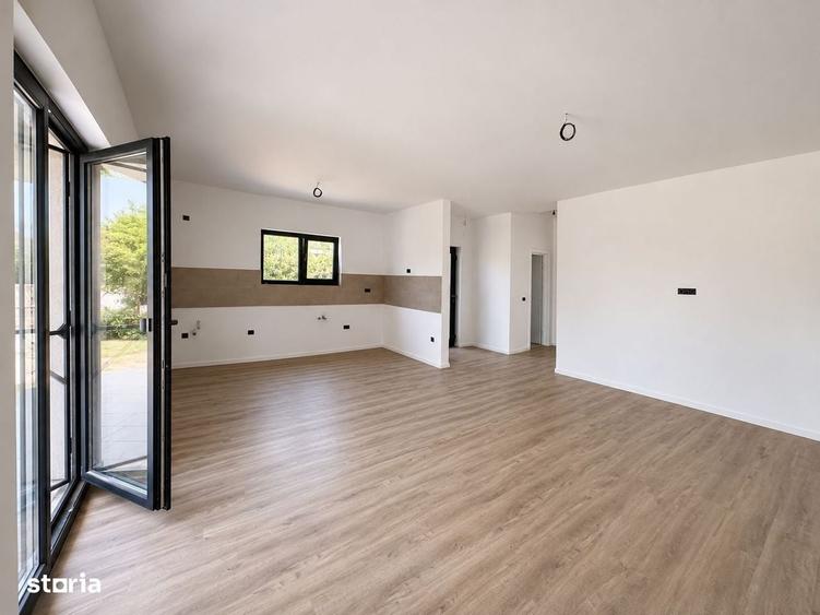 Casa pe parter in Albina | 74 mp utili - teren 334 mp | 125.000 - 4