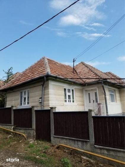 Casă cu 4 camere cu Teren 130 Mp în Tureni