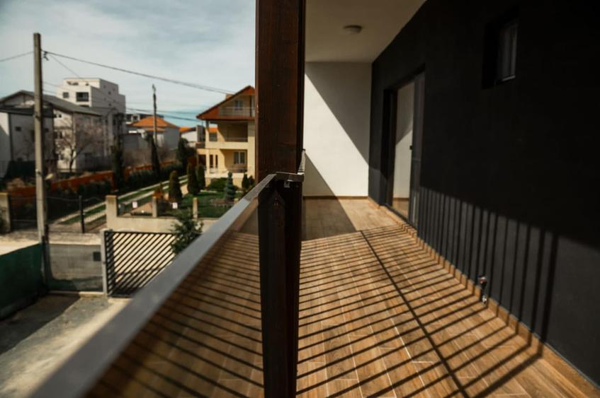 Casă individuală cu 4 camere cu Canalizare în Mamaia-Sat