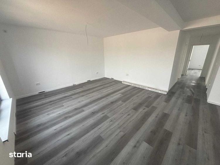 Casă cu 4 camere cu Teren 88 Mp în Cârcea