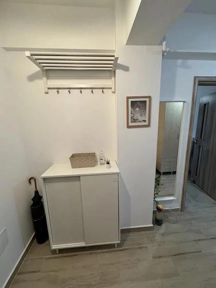Garsonieră decomandată, mobilată în Apărătorii Patriei