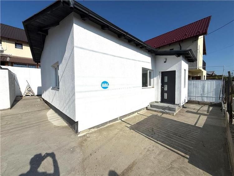 Casă individuală cu 2 camere cu Teren 180 Mp în Lunca Cetățuii