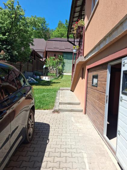 Casă individuală cu 52 camere cu Teren 1500 Mp în Exterior Vest