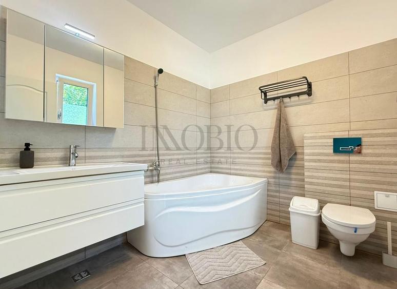 Casă individuală cu 4 camere cu Canalizare în Nord