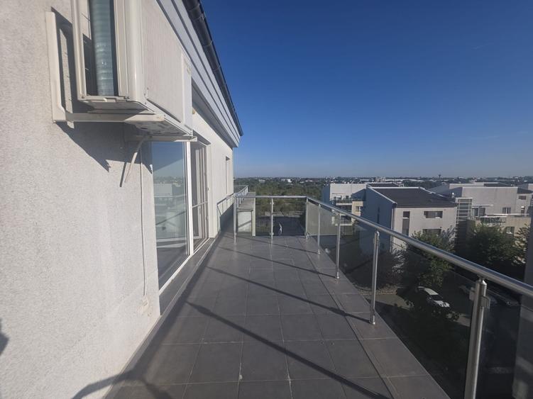 Apartament cu 2 camere decomandat în Băneasa