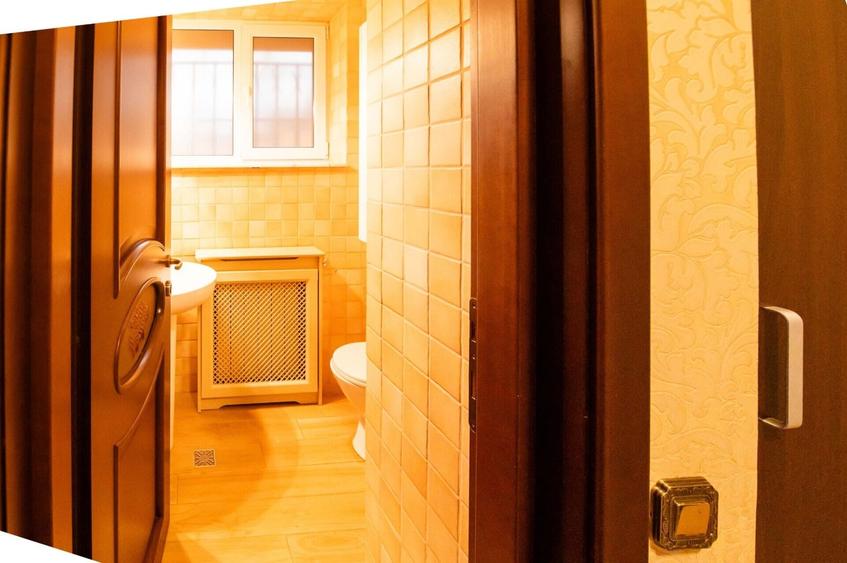 Casă individuală cu 22 camere cu Teren 719 Mp în Băneasa
