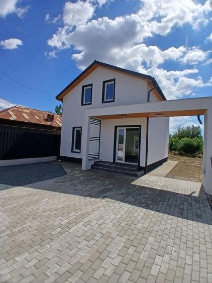 Casă cu 3 camere în Baldovinești