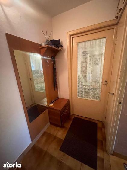 Apartament cu 2 camere în Craiovița Nouă