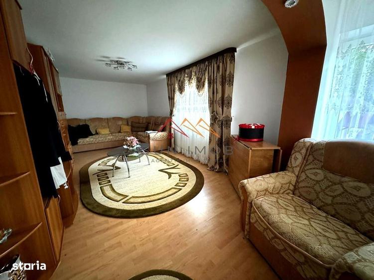 Casă cu 4 camere în Șerbăneasa
