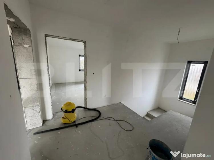 Casă cu 4 camere cu Teren 960 Mp în Lazuri