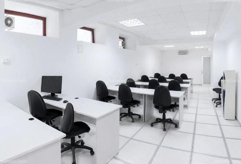 Spațiu comercial, de 300 mp, în Central