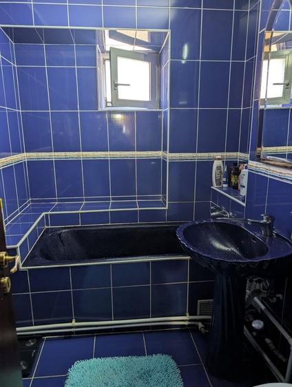 Apartament cu 4 camere decomandat în Central