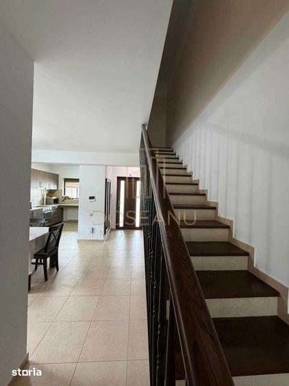 Casă cu 4 camere cu Teren 264 Mp în Cantemir