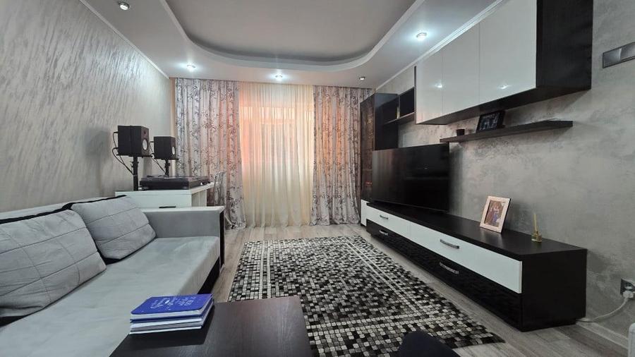 Apartament cu 2 camere decomandat în Malu Roșu