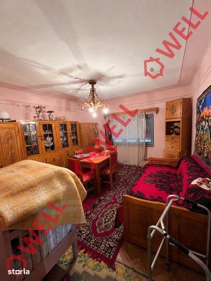 Casă cu 2 camere cu Teren 250 Mp în Central