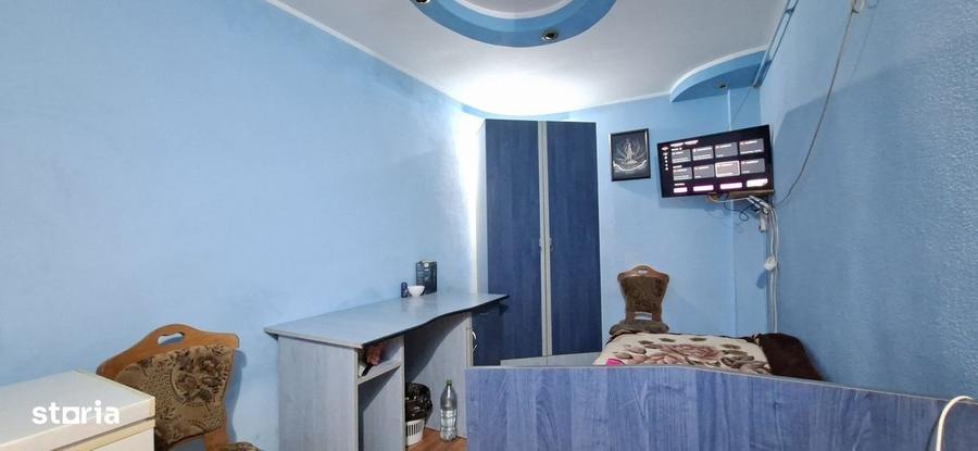 Apartament cu 4 camere în Micro 39