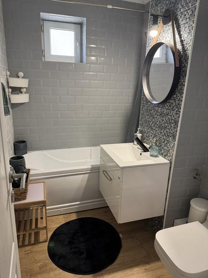 Apartament cu 2 camere decomandat în Ultracentral