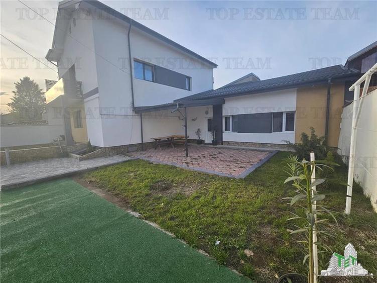 Casă cu 5 camere cu Canalizare în Chiajna