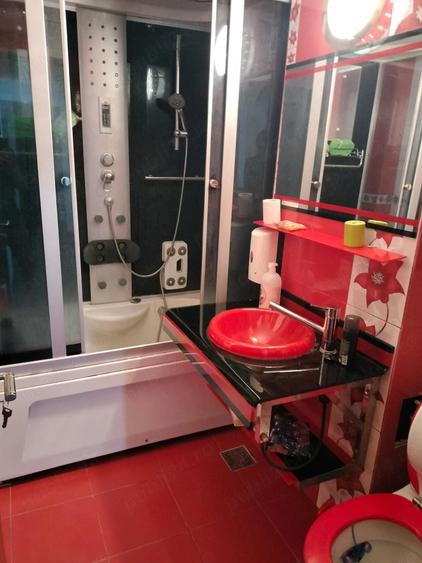 Apartament cu 4 camere decomandat în Autogară