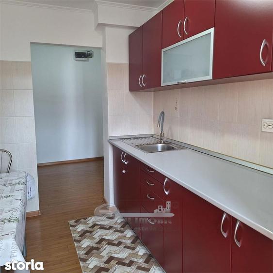 Apartament cu 2 camere decomandat, mobilat în Galata