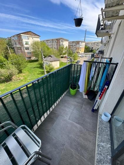 Apartament cu 2 camere decomandat, mobilat în Hotvon