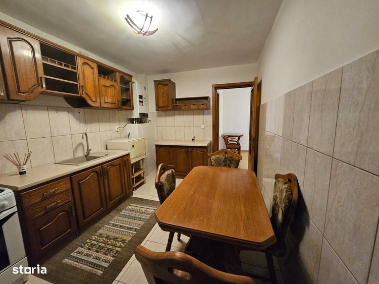 Casă cu 4 camere în Săucești