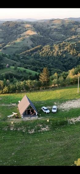 Casă cu 2 camere cu Teren 10000 Mp în Paltin