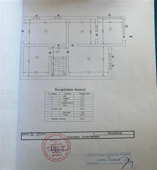 Casă cu 8 camere cu Teren 1172 Mp în Holboca