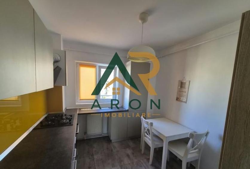 Apartament cu 3 camere decomandat, mobilat în Unirii