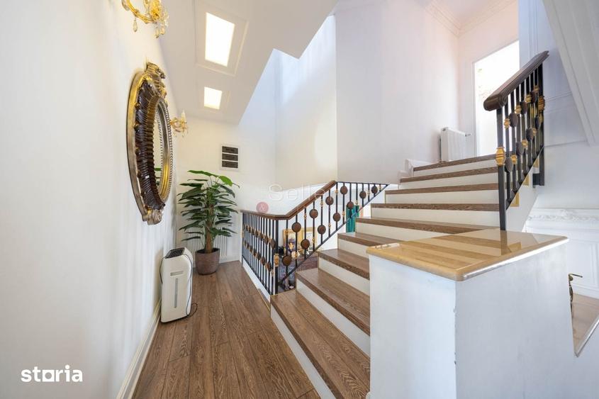 Casă cu 5 camere cu Teren 327 Mp în Dârste