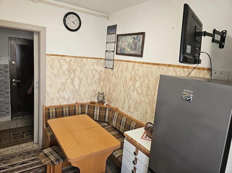 Apartament cu 2 camere decomandat în Hipodrom 3