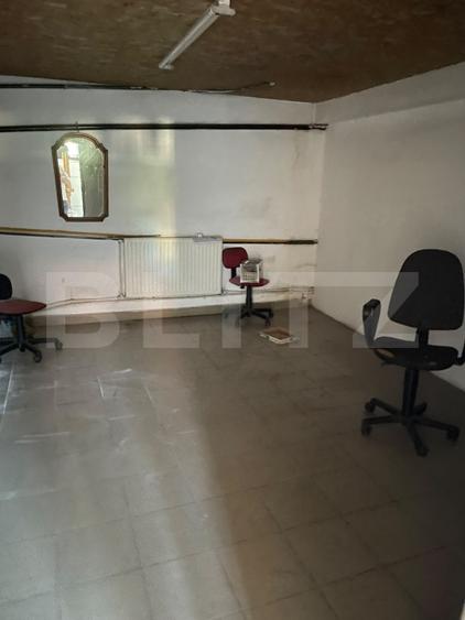 Spațiu industrial, de 280 mp, în Burdea